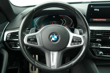 BMW Seria 5 G30-G31 Touring Facelifting 2.0 520d 190KM 2022 BMW 520 BMW 520d xDrive Fotel z Pamięcią Dostęp Ko, zdjęcie 16