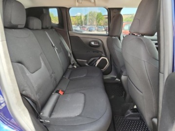 Jeep Renegade 2017 Jeep Renegade 2017r., Latitude, 2.4L, od ubezpieczalni 2.4 Benzyna 182KM, zdjęcie 9