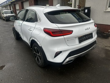 Kia XCeed PHEV 1.6 GDi Plug-in Hybrid 141KM 2022 Kia XCeed Hybryda Plug-in 50km na prądzie 2022, zdjęcie 2