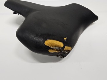 Yamaha YZF-R7 R7 22 водительское сиденье