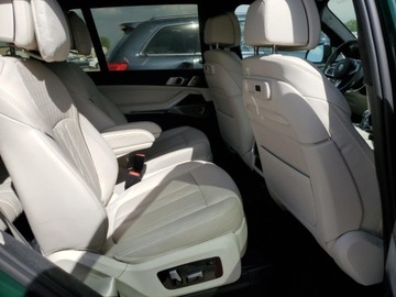 BMW X7 2021 BMW X7 M50I 2021 4.4l 4.4 Benzyna 523KM, zdjęcie 11