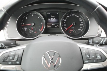 Volkswagen Passat B8 Variant Facelifting 2.0 TDI SCR 150KM 2022 Volkswagen Passat ELEGANCE 2.0 TDI DSG Salon PL GWARANCJA SelectCar+ FV 23%, zdjęcie 19