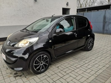 Peugeot 107 2008 Peugeot 107 1.0 16V 66KM Klimatyzacja Isofix, zdjęcie 9