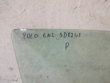 VW Polo 6n2 3D Стекло правой двери, прав., 3 двери