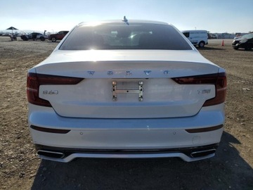 Volvo 2020 Volvo S60 T5 R-Design 2020 2.0l 2.0 Benzyna 250KM, zdjęcie 2