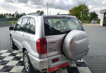 Toyota RAV4 II 2.0 i 16V 150KM 2001 Toyota RAV4 Toyota RAV 4 II 2.0BENZYNA NAPED 4X4 2.0 Benzyna 150KM, zdjęcie 8