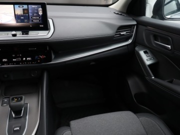 Nissan Qashqai III Crossover Facelifting 1.3 DIG-T MHEV 158KM 2025 Nissan Qashqai 1.3 DIG-T MHEV, 1. Właściciel, zdjęcie 7