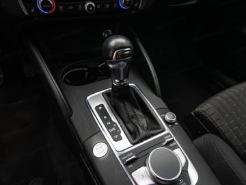 Audi A3 8V Sportback 5d Facelifting 1.5 35 TFSI 150KM 2019 AUDI A3 35 TFSI S line S tronic Hatchback 1.5 (150KM) 2019, zdjęcie 18