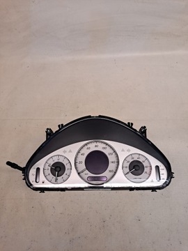 LICZNIK ZEGARY MERCEDES W211 3.2B V6 A2115402847