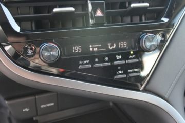 Toyota Camry IX 2022 Toyota Camry 2.5 Hybrid e-CTV Comfort F-vat Kamera, zdjęcie 21