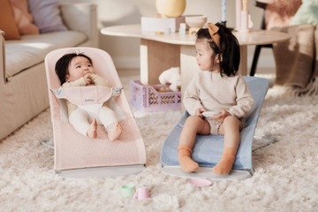 BABYBJORN Шезлонг BALANCE SOFT MESH - Розовый/Белый
