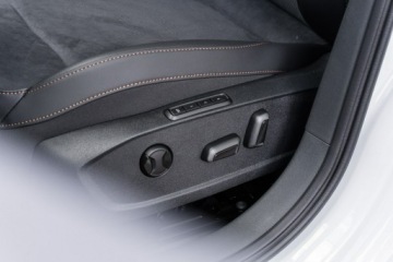 Cupra Leon II Hatchback Facelifting 1.5 eTSI MHEV 150KM 2025 Cupra Leon 1.5 eTSI 150 KM DSG, zdjęcie 17