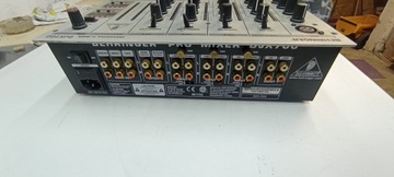 Микшер Behringer djx 700, новый для меня.