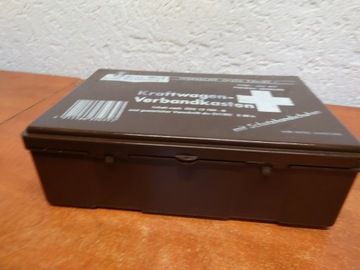 Автомобильная аптечка Citroen с треугольной аптечкой и аксессуарами