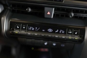 Toyota C-HR II SUV 2.0 Hybrid Dynamic Force 197KM 2023 Toyota C-HR 2.0 Hybrid Dynamic Force Style AWD 2.0 Hybryda 197KM, zdjęcie 18