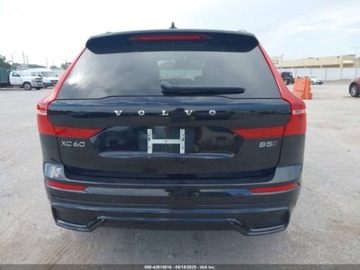 Volvo XC60 II 2024 Volvo XC 60 2024 Volvo XC60 B5 AWD Plus Dark Theme 2.0 Benzyna 247KM, zdjęcie 3