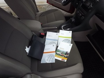 Volkswagen Golf VI Variant 1.6 TDI-CR DPF BlueMotion 105KM 2010 Volkswagen Golf Automatyczna skrzynia biegów DSG, zdjęcie 8