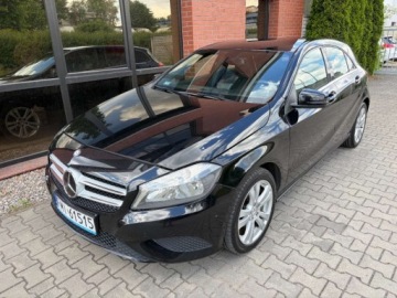 Mercedes Klasa A W176 Hatchback 5d 1.5 180 CDI BlueEFFICIENCY 109KM 2012 Mercedes-Benz Klasa A 1.5 diesel 109 KM 6 biegow zarej w PL zadbany mo