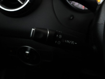 Mercedes CLA C117 Coupe 1.6 200 156KM 2014 Mercedes CLA 200 skóra navi klima full LED kamera, zdjęcie 28