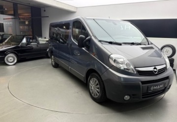 Opel Vivaro A Combi L1 2.0 CDTI 115KM 2013 Opel Vivaro 9 miejsc Klima Grzane Fotele Zamiana Zamiana Gwarancja Raty 2.0, zdjęcie 12