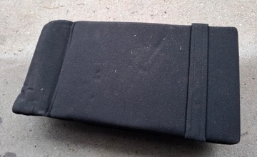 LOKETNÍ OPĚRKA POHOVKA ZADNÍ ČERNÁ PEUGEOT 407 KOMBI SW