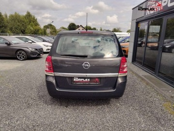 Opel Zafira B 1.8 Ecotec 120KM 2014 Opel Zafira 1.8 Benzyna 120KM 7 osob Klimatyzacja Serwis 1.8 Benzyna 120KM, zdjęcie 5