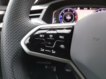 Volkswagen Arteon Fastback Facelifting 2.0 TDI 200KM 2022 Volkswagen Arteon Shooting Brake Elegance 2,0TDI 200km 4x4 FV-VAT23, zdjęcie 19