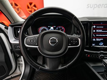 Volvo XC60 II Crossover D4 190KM 2019 VOLVO XC60 D4 Momentum Pro Suv 2.0 (190KM) 2019, zdjęcie 10