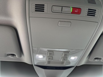 Volkswagen Passat B8 Variant Facelifting 2.0 TDI SCR 150KM 2021 Volkswagen Passat B8 2.0 TDI / 150 KM Bussines 6 b, zdjęcie 33