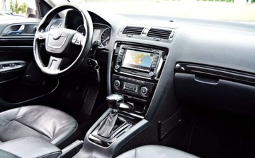 Skoda Octavia II Kombi 1.8 TSI 160KM 2009 Skoda Octavia Laurin Klement DSG Ksenon Szyberdach, zdjęcie 4