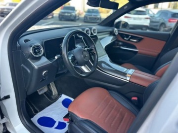 Mercedes GLC C254/X254 Coupe 2.0 200 204KM 2024 Mercedes-Benz GLC 200 AMG Night Pakiet PremiumDigital LightKamera 360Burme, zdjęcie 11