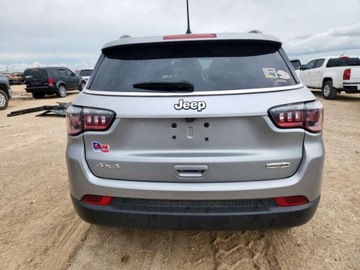 Jeep Compass II 2024 Jeep Compass Latitude Lux 2024 2.0l 2.0 Benzyna 200KM, zdjęcie 2