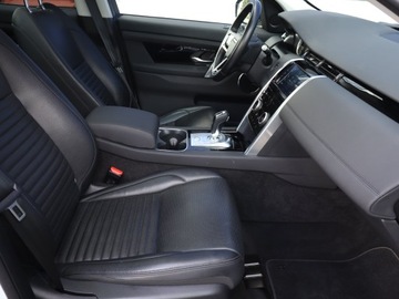 Land Rover Discovery Sport SUV Facelifting 2.0 P I4 200KM 2021 Land Rover Discovery Sport P200, Salon Polska, zdjęcie 8