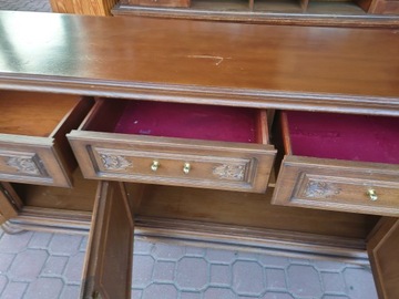 Шкаф-витрина, комод со сборками, стоячий, подвесной, антиквариат