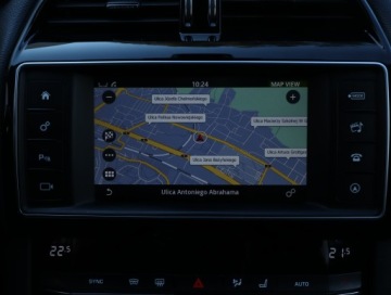 Jaguar F-Pace SUV 2.0 i4D 180KM 2017 Jaguar F-Pace 20d AWD, Serwis ASO, 177 KM, 4X4, zdjęcie 12