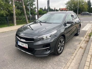 Kia XCeed PHEV 1.6 GDi Plug-in Hybrid 141KM 2022 Kia XCeed GDI Plug-in Hybrid Business Line Nawigacja Kamera Panorama ParkA