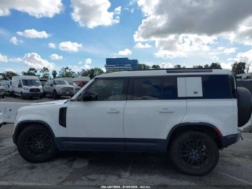 Land Rover Defender IV (L663) 2021 Land Rover Defender 110 S 2021 2.0 Benzyna 296KM, zdjęcie 2