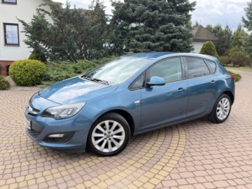 Opel Astra J GTC 1.4 Turbo ECOTEC 140KM 2013 Opel Astra 1.4t 140KM Serwis Gotowy do jazdy 1.4 Benzyna 140KM, zdjęcie 33