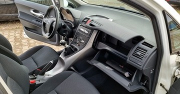 Toyota Auris I Hatchback 5d Facelifting 1.6 Valvematic 132KM 2012 Toyota Auris 1,6 16v 130km Benzyna 6-Biegow Kl..., zdjęcie 31