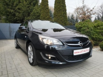 Opel Astra J GTC 1.4 Turbo ECOTEC 140KM 2013 Opel Astra 1,4 T140KM Klimatr Temp Alu17 LIFT, zdjęcie 2