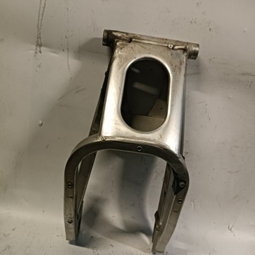 YAMAHA YZF R1 98-02 WAHACZ TYŁ