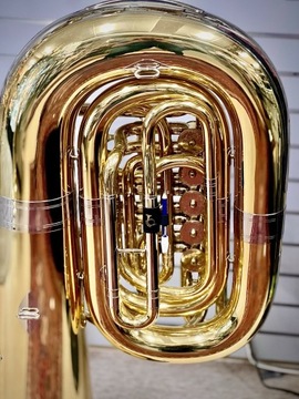 Магнитная подставка для карандашей из латуни Witch