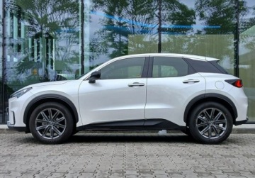 Lexus LBX 1.5 Hybrid 136KM 2025 Lexus LBX LBX Elegant Tech Black Vat Marza ASO Bezwypadkowy, zdjęcie 2