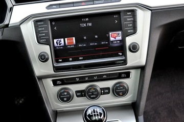 Volkswagen Passat B8 Variant 1.6 TDI BlueMotion SCR 120KM 2016 Volkswagen Passat 1.6TDI 120KM Virtual Full Led, zdjęcie 17