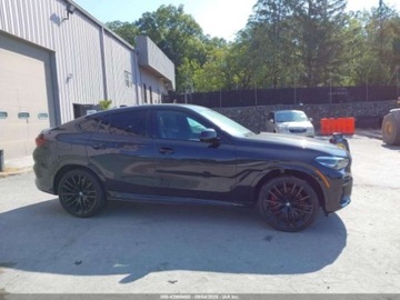 BMW X6 G06 2022 BMW X6 M50i 2022 4.4l 4.4 Benzyna 523KM, zdjęcie 6