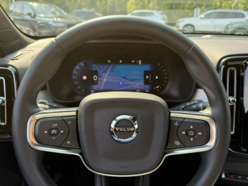 Volvo XC40 Crossover Facelifting 2.0 B3 163KM 2025 Volvo XC 40 B3 Plus Dark aut 163kM! HD pixel LED!, zdjęcie 7
