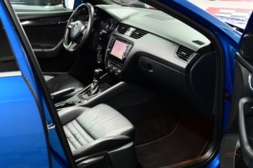 Skoda Octavia III RS Kombi 2.0 TDI 184KM 2015 Skoda Octavia 2.0 TDI VRS DSG BiXenon Skora Navi As.Pasa Climatr. Canton R, zdjęcie 8