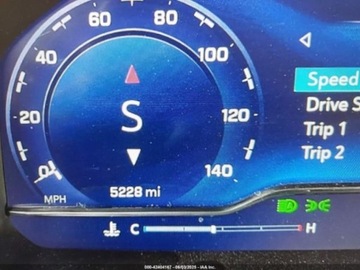 Chevrolet Silverado II 2025 Chevrolet Silverado 2025r., 4x4, 2.7L 2.7 Benzyna 310KM, zdjęcie 10