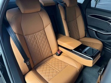 Audi A8 D5 Sedan Facelifting 4.0 60 TFSI 460KM 2022 Audi A8 Kamery 360, Reflektory LED HD Matrix , Bang Olufsen 4.0 Benzyna, zdjęcie 37