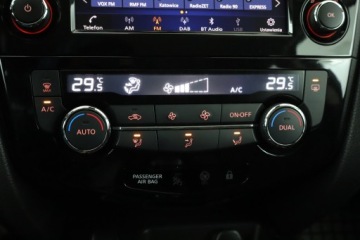 Nissan Qashqai II Crossover Facelifting 1.3DIG-T 140KM 2019 Nissan Qashqai 1.3 DIG-T, Salon Polska, zdjęcie 15